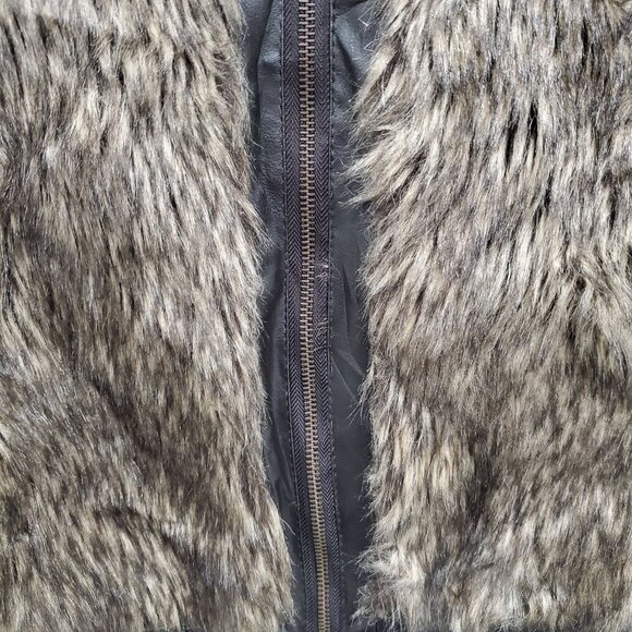 Rue 21 Women's Brown Sleeveless Zip Front Mock Neck Faux Fur Vest Size‎ XL - Picture 2 of 7